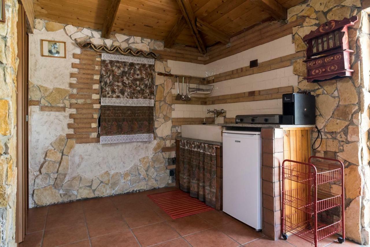 Le Capanne Di Villa Margherita Sonnino Zewnętrze zdjęcie
