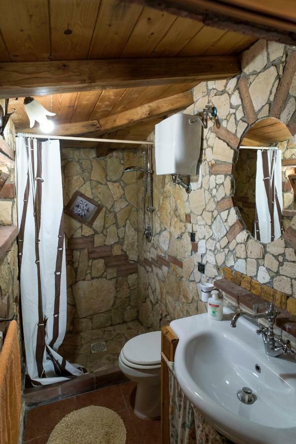 Le Capanne Di Villa Margherita Sonnino Zewnętrze zdjęcie